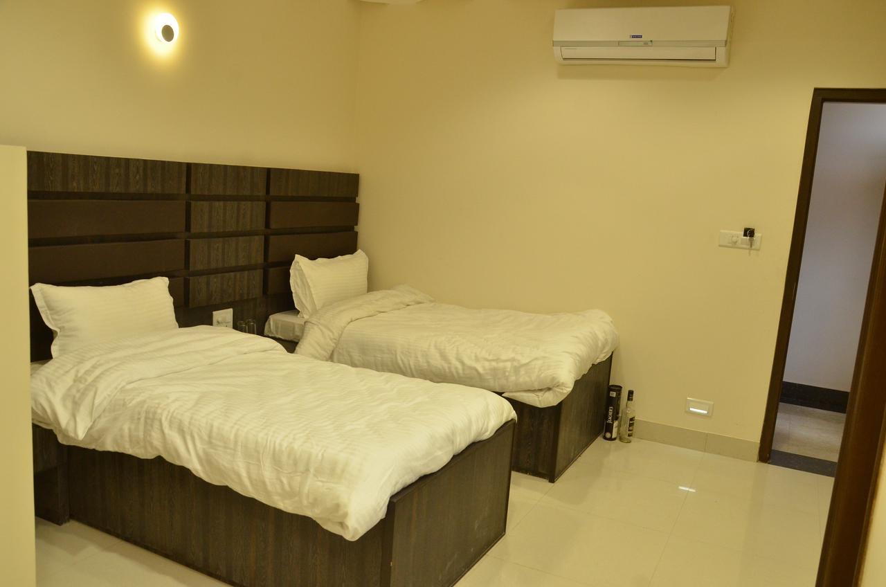 Hotel Bellevue Inn Gangānagar Extérieur photo